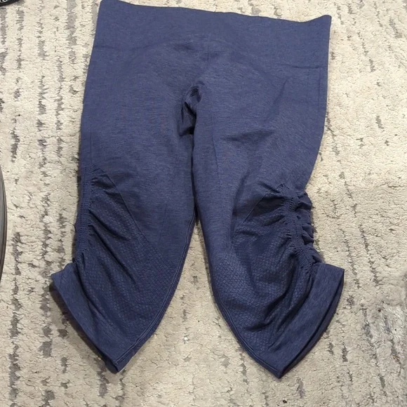 Lululemon In The Flow Crop II Heathered Inkwell - Picture 14 of 14